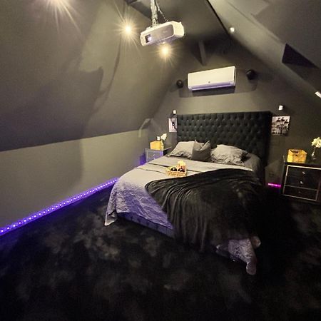 Fontenoy  Magnifique Duplex Avec Jaccuzi, Sauna Et Cinema Room Privatif מראה חיצוני תמונה